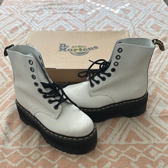 Dr. Martens White Leather Platform  Combat Boots - Picture 1 of 6